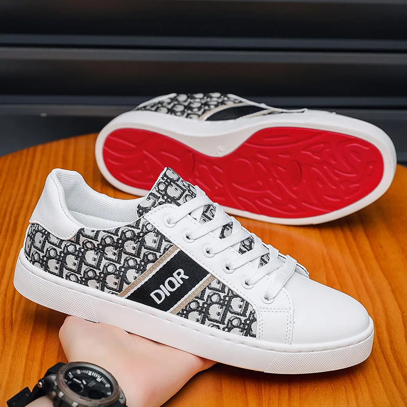 

Men's Sneakers and Casual Shoes Light Comfortable Breathable Board Shoes for Man Fashion Leather Man's Shoes Zapatillas Hombre