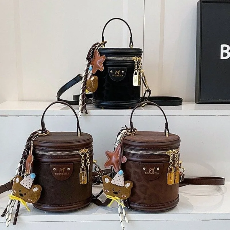 

Women Luxury Messenger Purse Shopper Solid Color Commuter Bag Elegant Leather Diaper Bag Large Capacity Retro Style