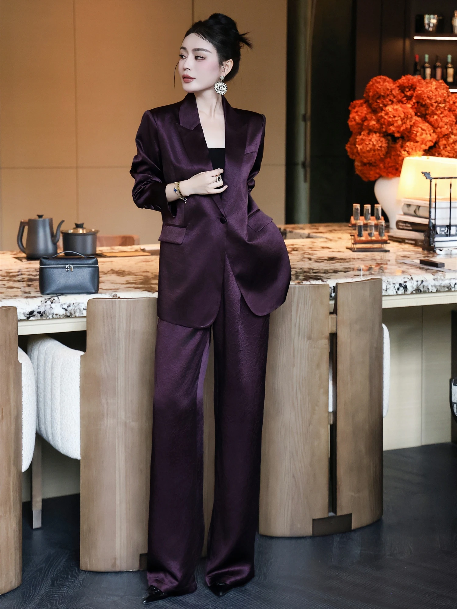 

Faionable Профессиональный ацетатный костюм, осень 2024, новый комплект из двух предметов, элегантные широкие брюки, дышащие