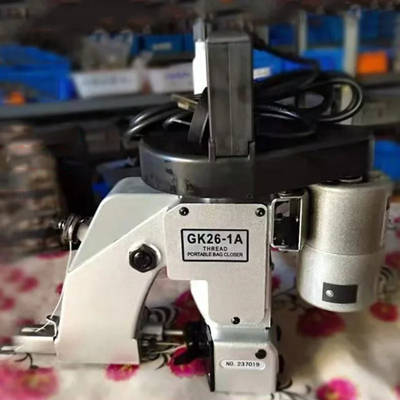 GK2006 Portable Sewing Machine, Lithium-Ion Handheld Sealing Machine, Small Portable Electric Sewing Machine