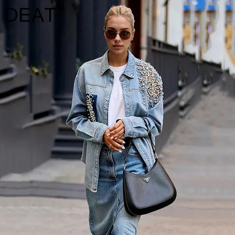 DEAT Fashion Denim Coat Women Lapel Irregular Rhinestone Decorate Single Breasted Patchwork Loose Jakcets Spring 2025 New 7AB878