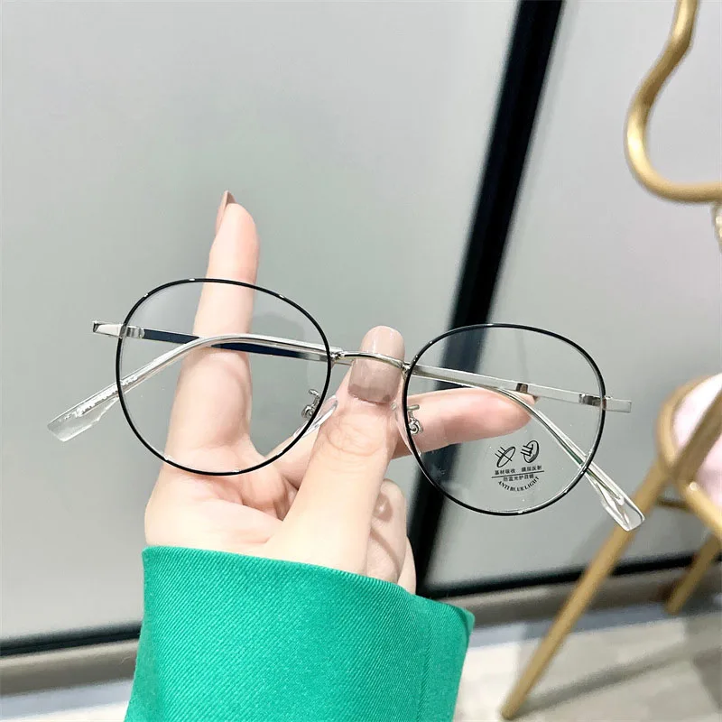 New Style Men’s Eyewear Frames Round Shape Anti Blue Light Glasses Frames Women High Quality Female Glass