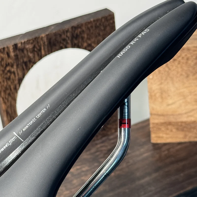 Prologo Dimension NDR 245x143mm Kurzer MTB-Sattel, NDR Schaumstoff Komfortabler XC Mountainbike-Sitz, 143mm Breite Weicher Schaumstoff Stahlschiene – Detail 7