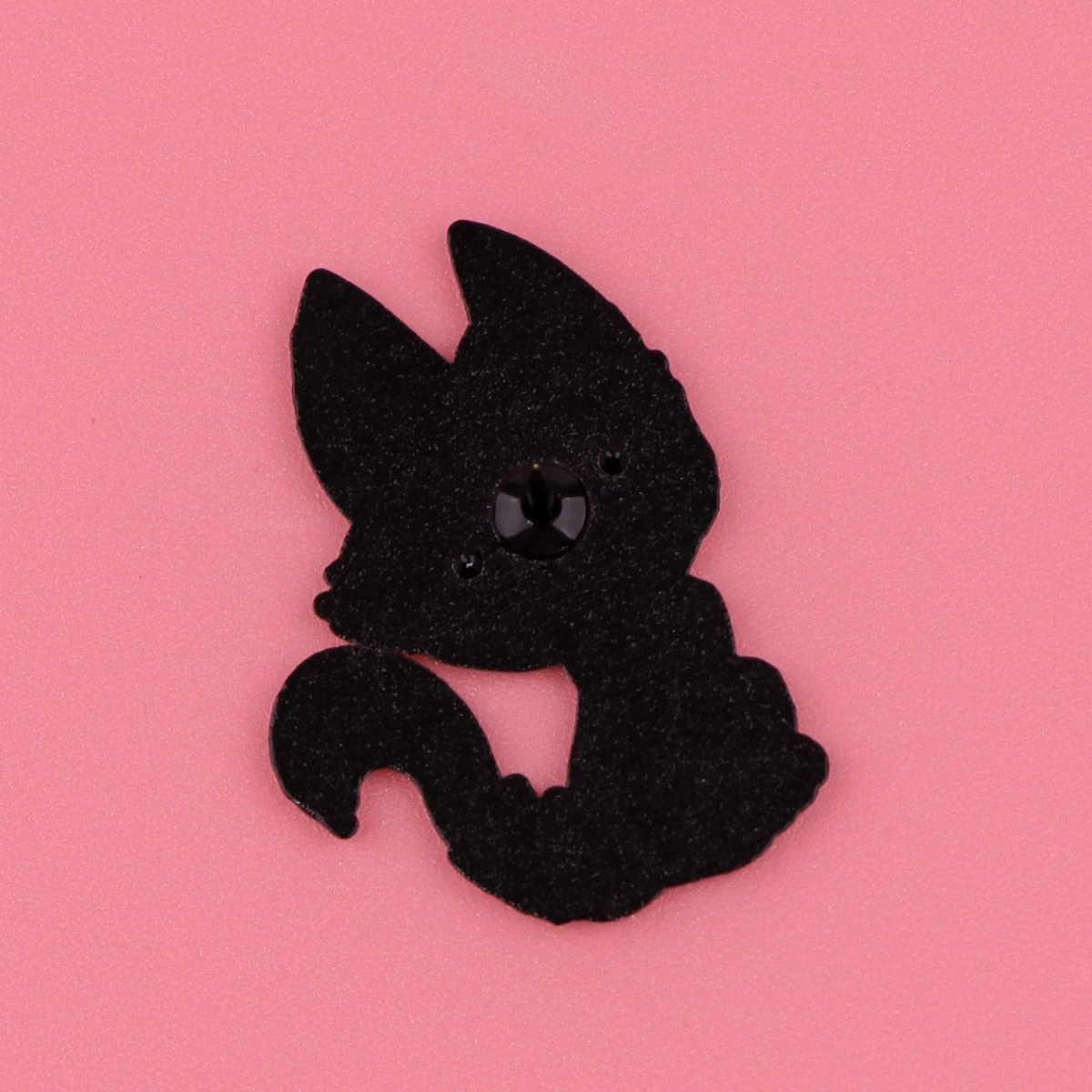 Funny Dog Enamel Pins Cartoon Cat Brooches for Women Men Lapel Pin Backpack Bags Badges Kids Gifts Fashion Jewelry