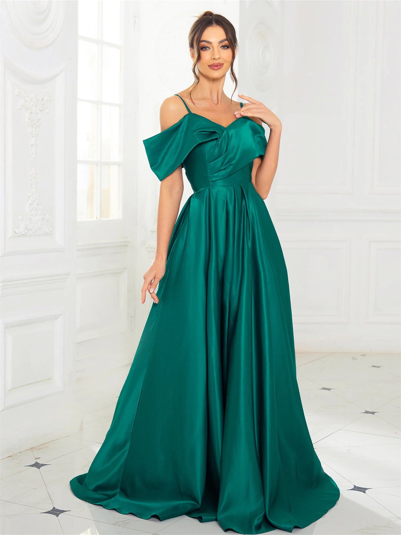 Schulterfrei, Slash-Ausschnitt, A-Linie, Damenkleid, grüner Satin, Spaghettiträger, bodenlang, Abschlussfeier, formelle Kleider 2025,