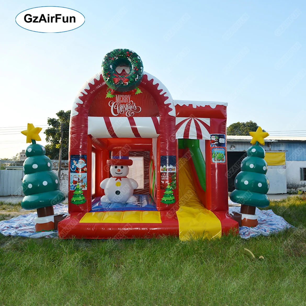 

Custom Commercial Castle Christmas Inflatable Bounce House With Slide Christmas Tree Bouncer Combo Suitable for Kids