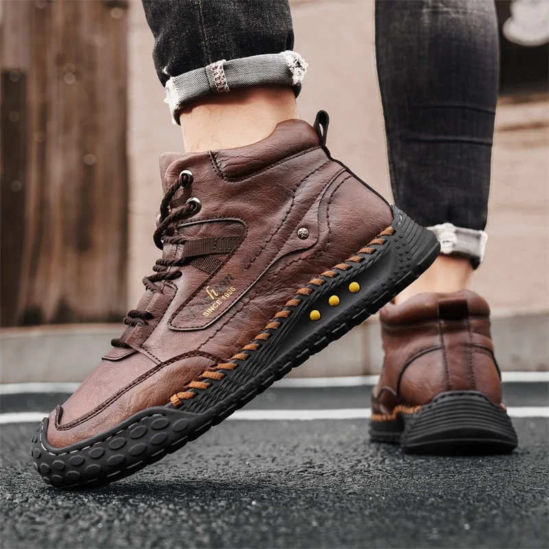 Men's Hand-Stitched Fashion Boots, Retro Lace-Up Mid-High Casual Shoes, Suitable for Spring and Autumn Daily Wear, Outdoor Hiking Boots, Comfortable Large-Size Men's Shoes image 3
