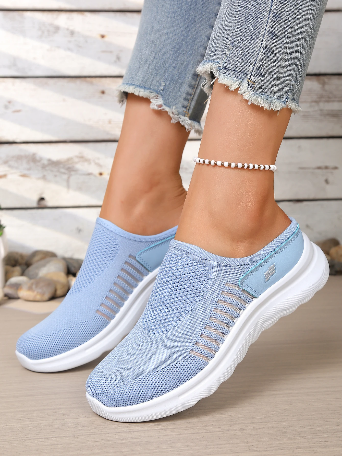 2026 Neue Damen-Hohlnetz-Slipper mit rückenfreiem Design, leichte Plateau-Walkingschuhe, bequeme Outdoor-Freizeitschuhe aus Netzstoff – Detail 16