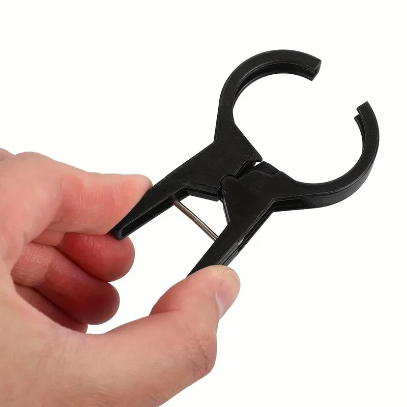13 pcs Durable Plastic Material 3cm Plant Support Clips, great for Vegetable Climbing Support, Easy Clip On Stems