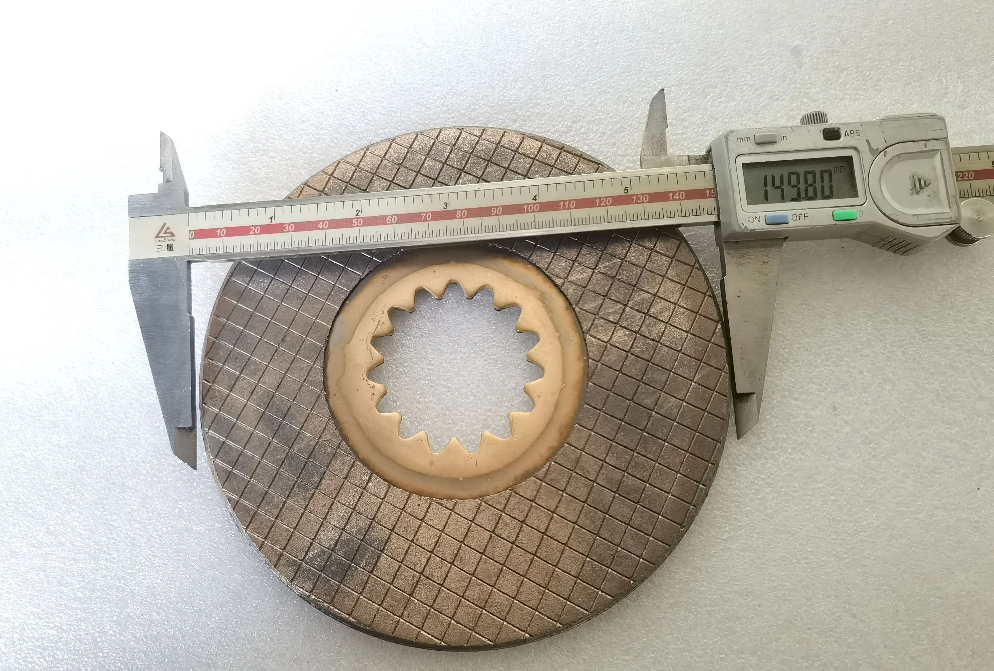 9432043ABS01, Brake Disc for Fengshou Lenar Tractor Like LE254 / LE274 with Engine NJ385 or IL316-DI ...