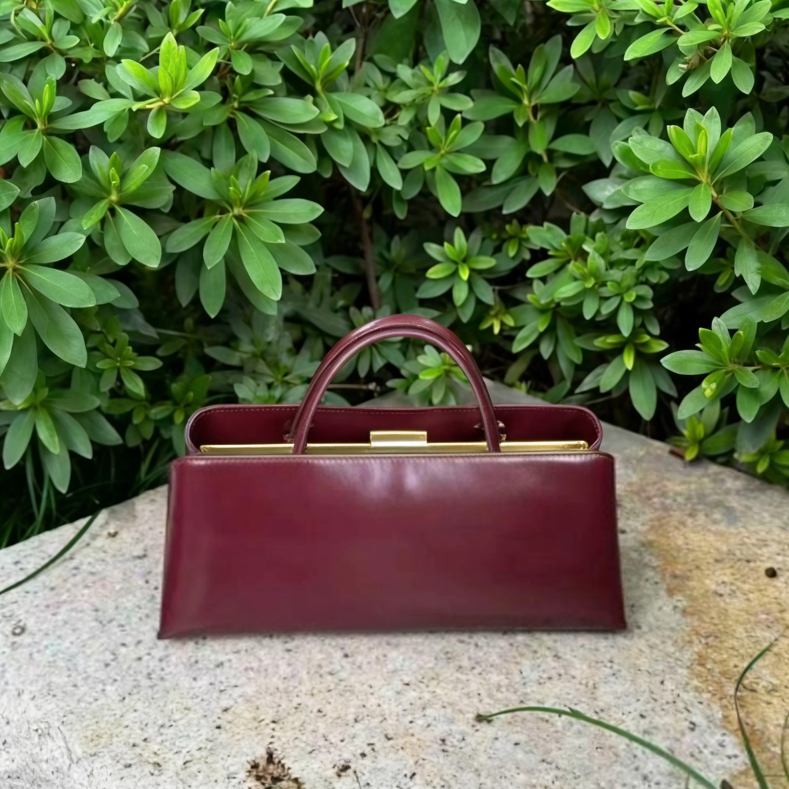 Hoogwaardige metalen frame clip tas dames luxe pu handtassen meerlaagse magnetische gesp portemonnee Franse nieuwe elegante onderarmtas