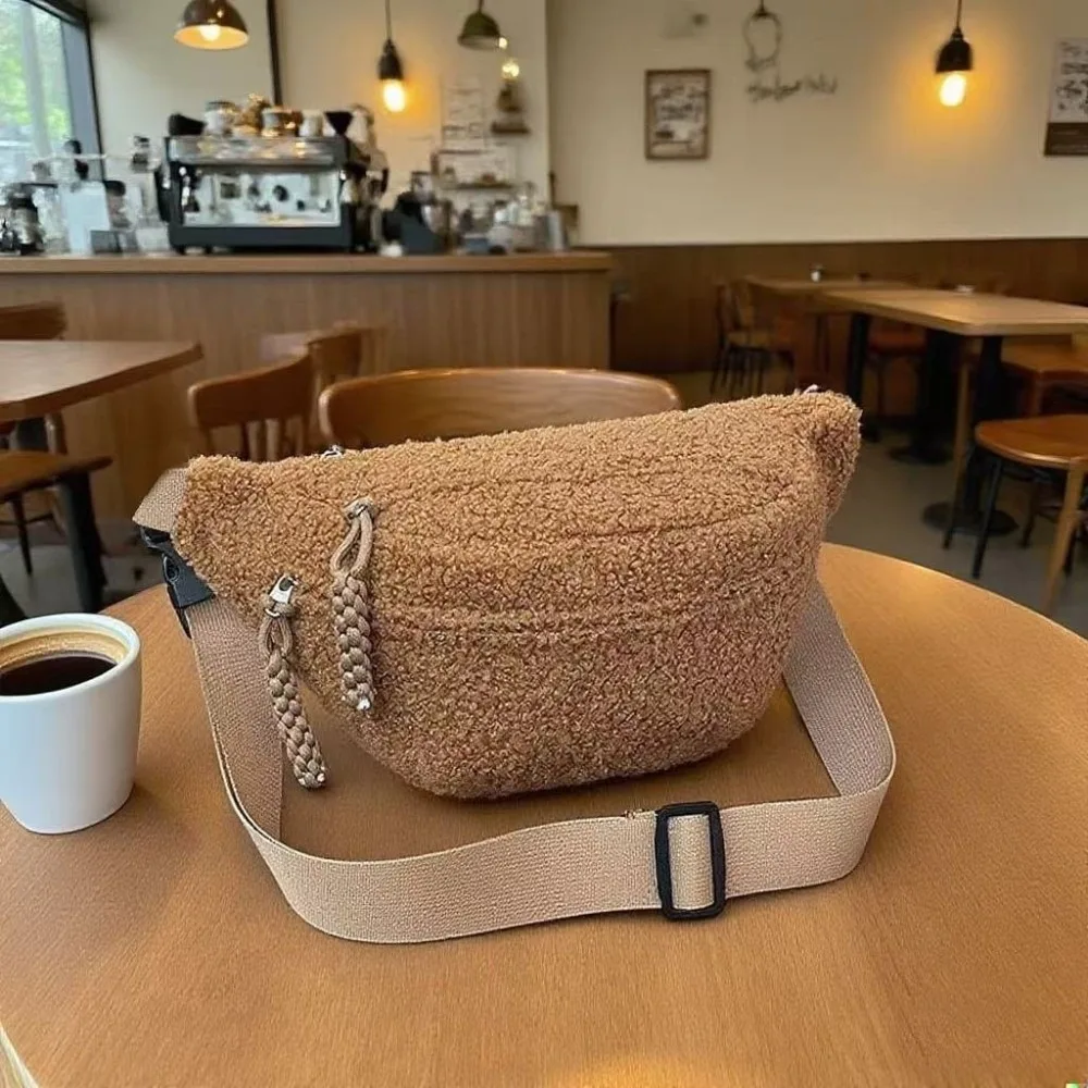 Portable Winter Fleece Crossbody Bag Casual Waist Bag Solid Color Adjustable Strap Fanny Pack Outdoor Travel