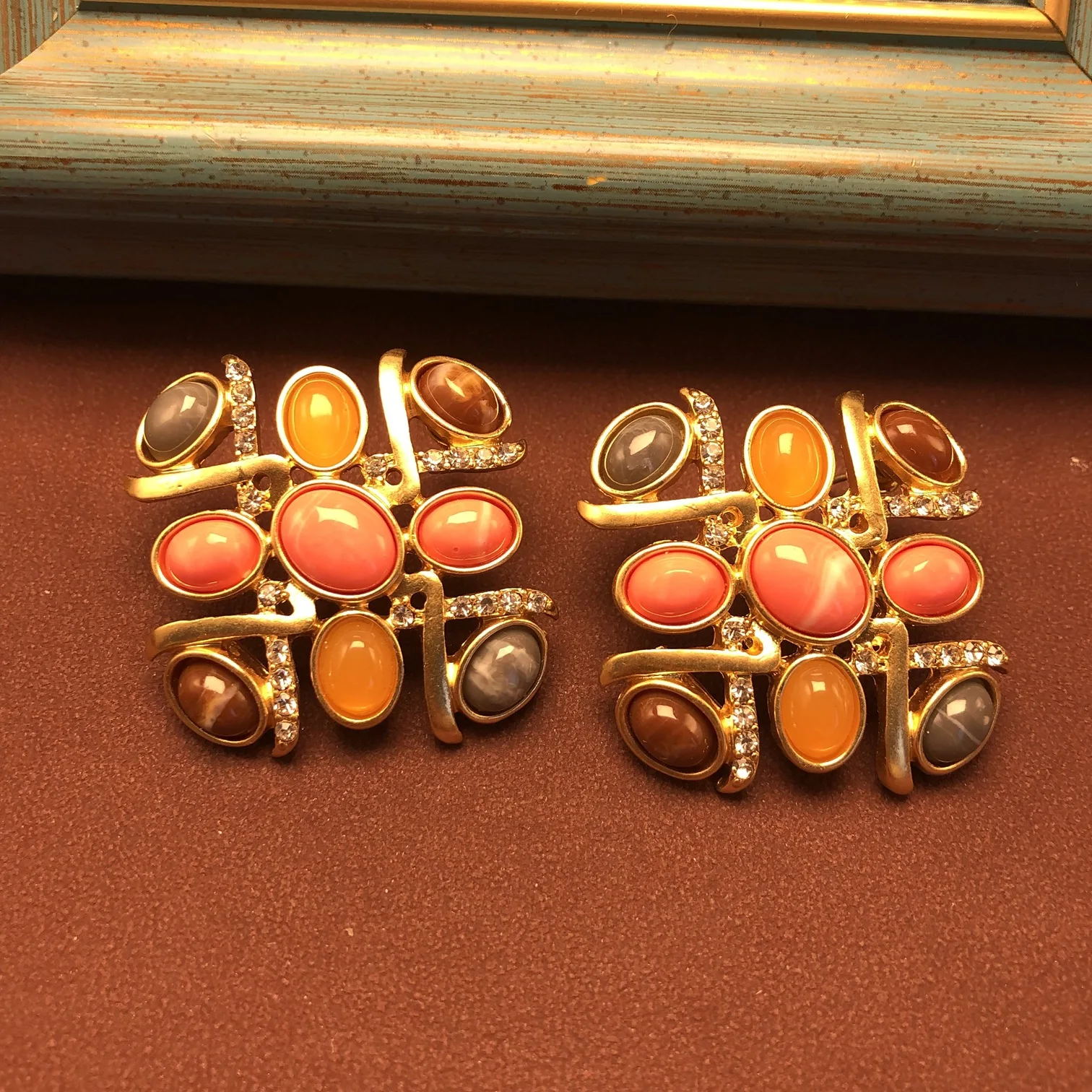 Vintage  electroplated matte real gold inlaid jelly resin colorful exquisite fashionable versatile earrings stud earrings