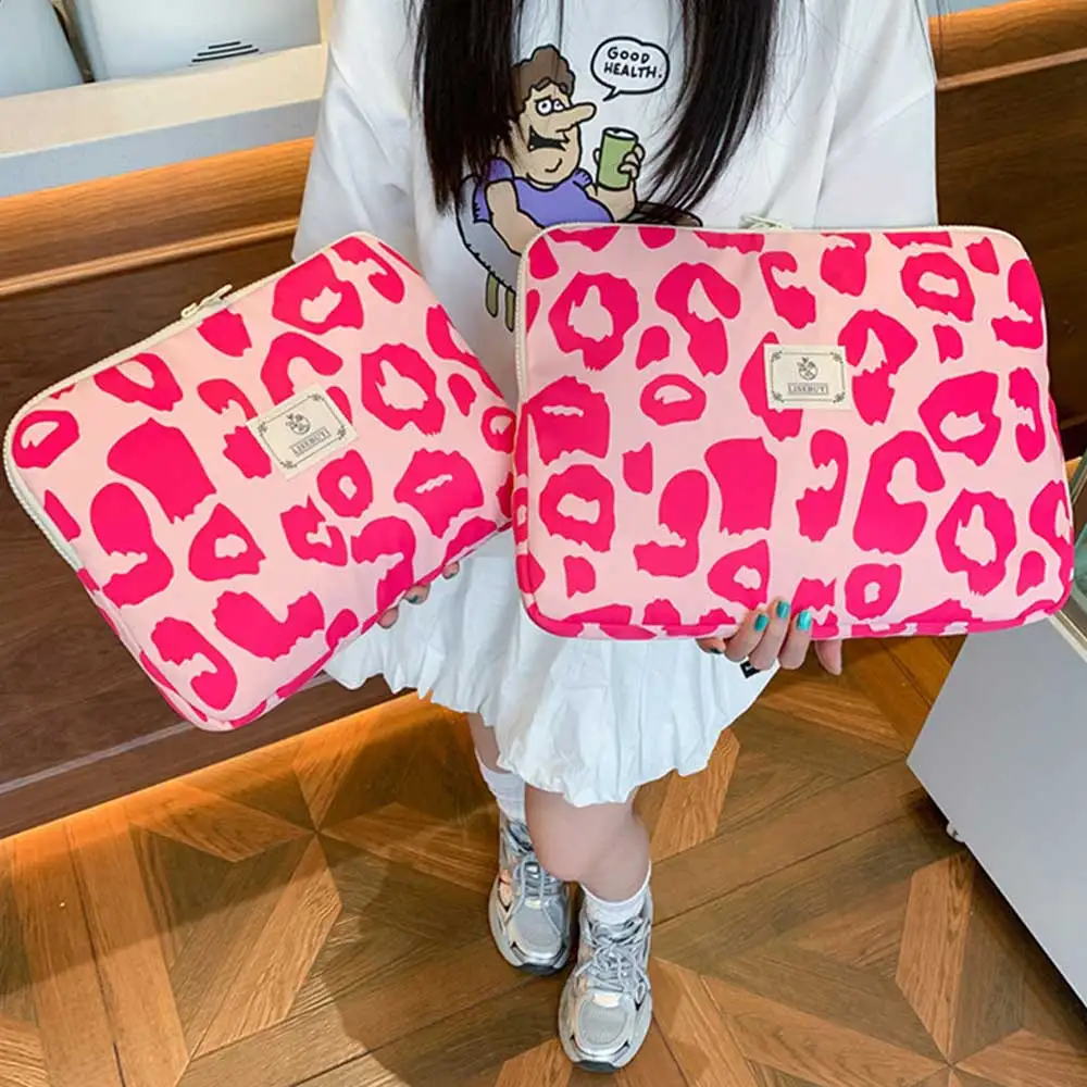 Pink Print Bear Shockproof Laptop Bag for 11' 13' 15' Tablets Compatible with iPad Samsung Huawei Laptop Sleeve Portable Pouch