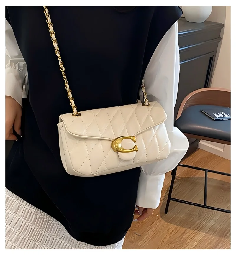 Women Quilted Leather Shoulder Bag Luxury C Logo Gold Chain Crossbody Bag Designer Small Flap Handbag Vintage Black Evening Clut view 4