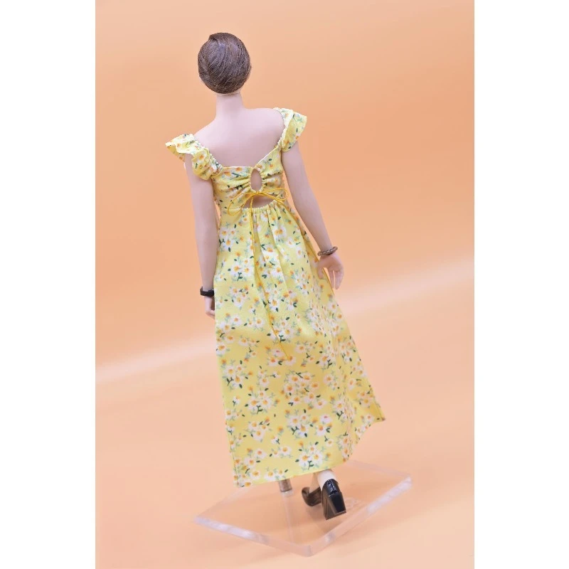 

Presale 1/6 Scale Female Soldier Long Sexy Cute High Waisted Dress Clothes Model for 12-inch Action Figures Body Decoration