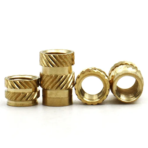 Imagen 2 del producto Tuerca de inserción de latón M1 M1.2 M1.4 M1.6 M2 M2.5 M3 M4 M5 M6 M8 Tuercas moleteadas de moldeo por inyección de calor de fusión en caliente Tuercas de cobre integradas