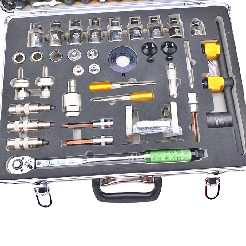 New Type Common Rail Injector Disassemble 38PCS, Common Rail Injector Dismounting , Common Rail Repairing