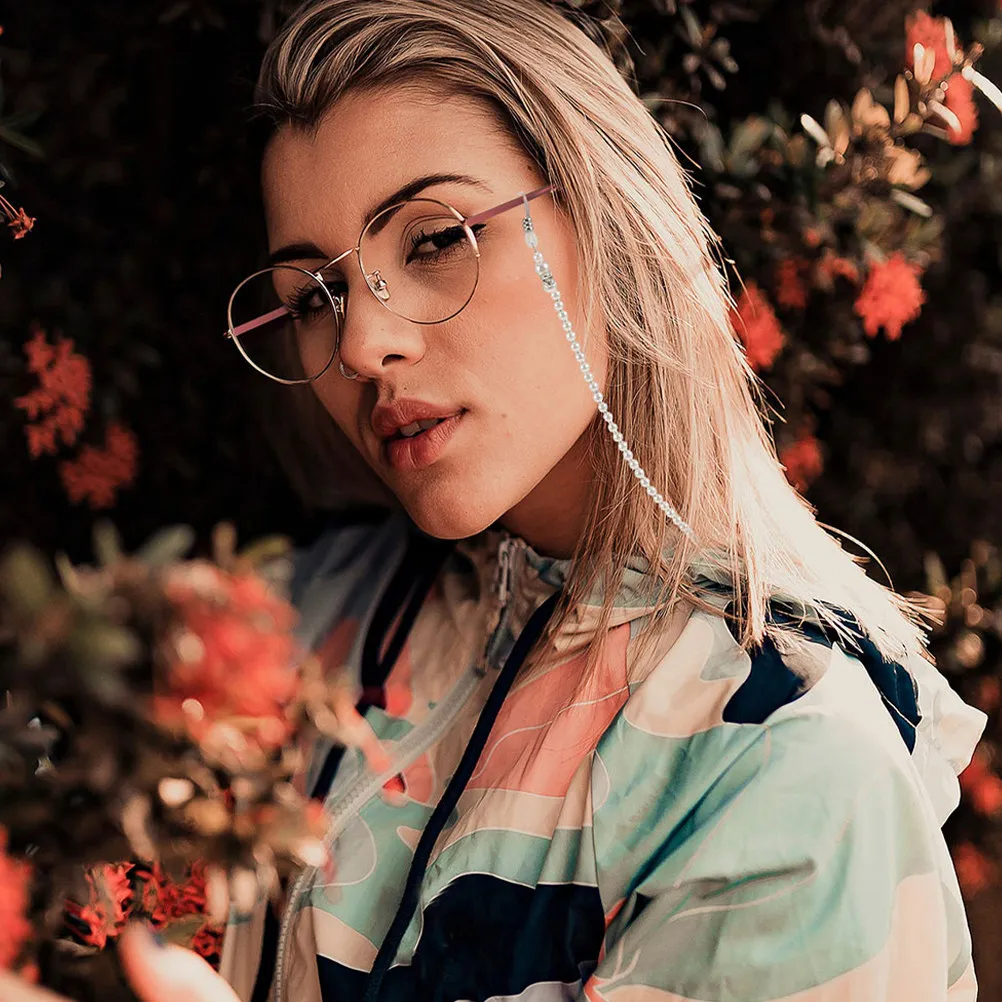 

Набор из 4 цепочек для очков с бусинами для женщин, с имитацией жемчуга, элегантные, легкие, удобные для путешествий, стильные, на шею