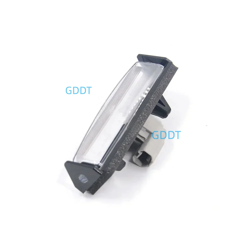 1 Piece Rear License Lamp for Pajero Sport KH KS 2007-2020 Rear License Light with Bulbs for Montero Sport Accessories 8341A149