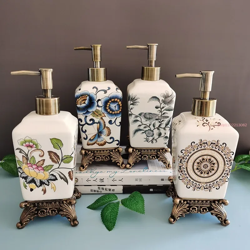 

Liquid Soap Dispenser Ceramic Bathroom Emulsion Bottle Hand Press Type Antique Carved Base Girl Friend Gift European Style 340ML