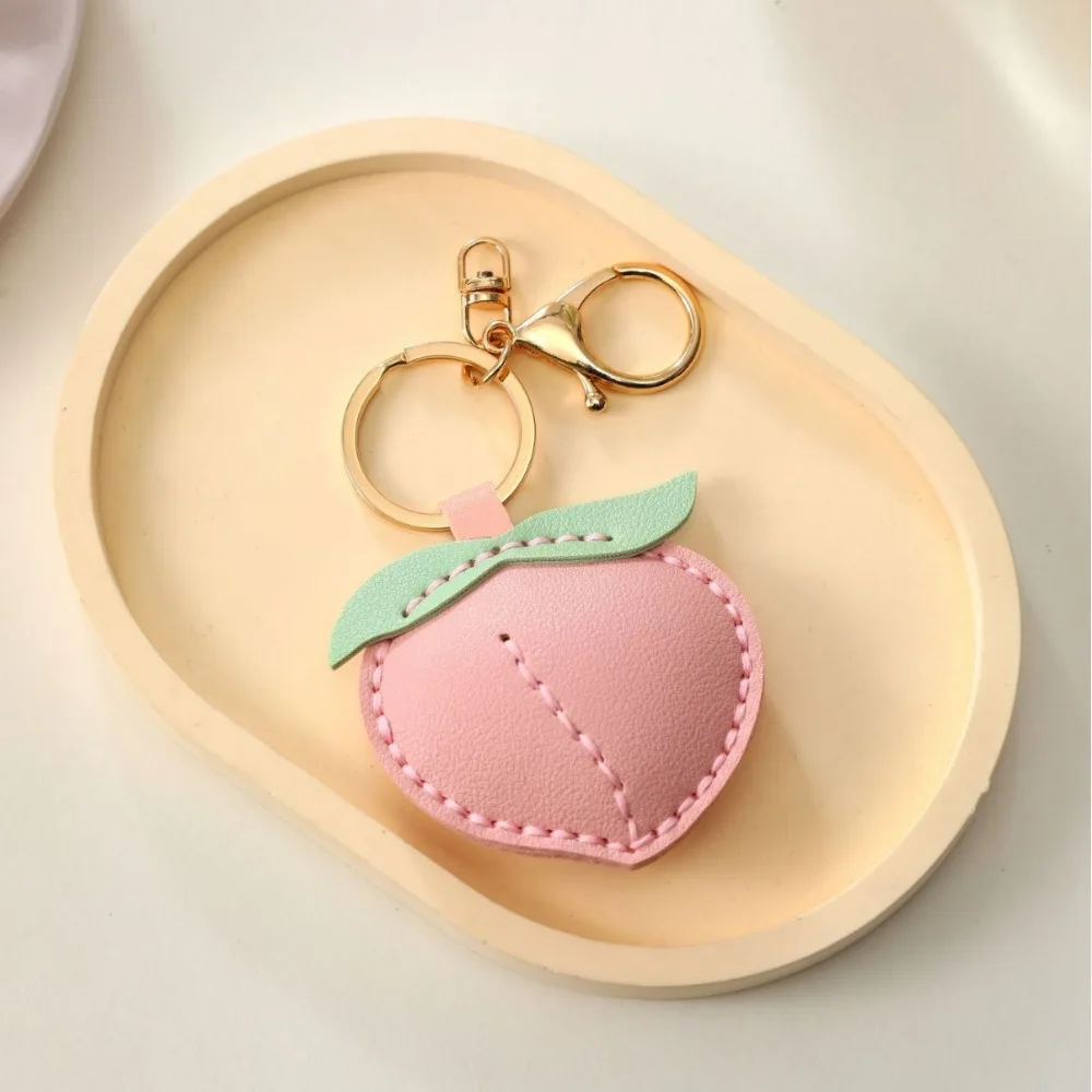 

Portable Cute Fruit Pendant Cherry Strawberry Leather Keychain Handmade Car Keyring Bag Pendant Bag Ornament