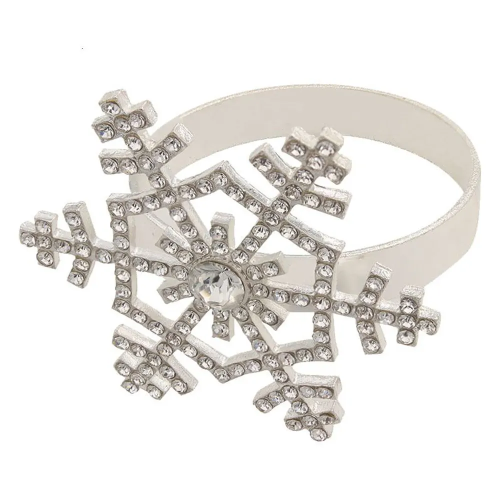 

4Pcs Napkin Rings Christmas Theme Exquisite Workmanship Snowflake Pattern Serviette Circles for Prom Banquet Party Gift Idea