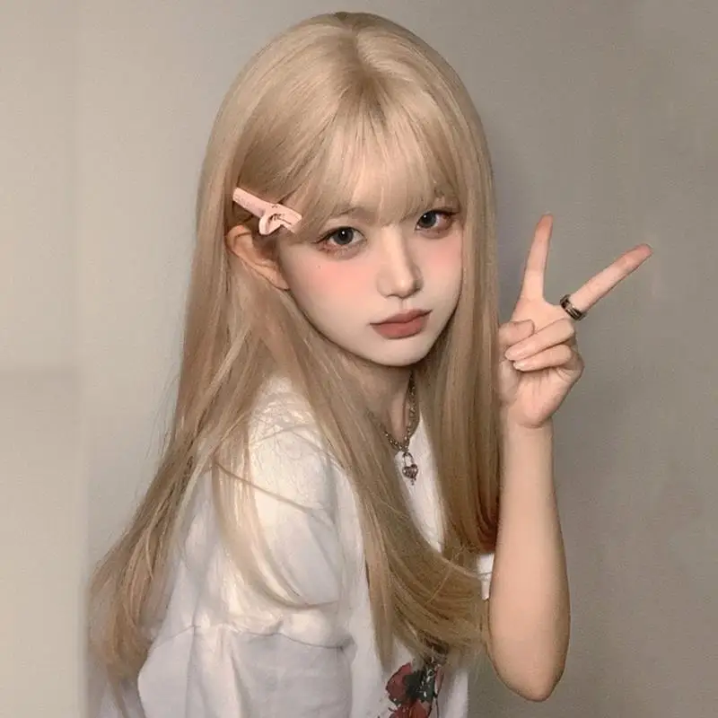 Synthetic Long Platinum Blonde Wig Natural Middle Length Hair for Women Airy Breathable Full Head Cosplay Party Daily Wear