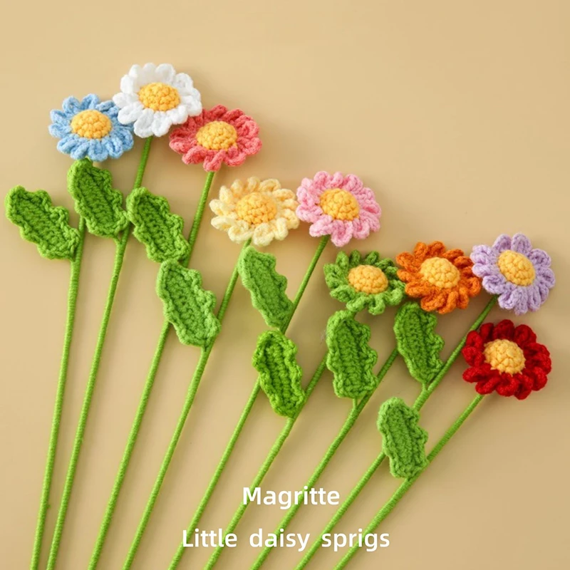 Non ti scordar di Me Bouquet intrecciato a mano fiore finto simulato margherita decorazione per feste di matrimonio ornamento da tavola all'uncinetto lavorato a mano