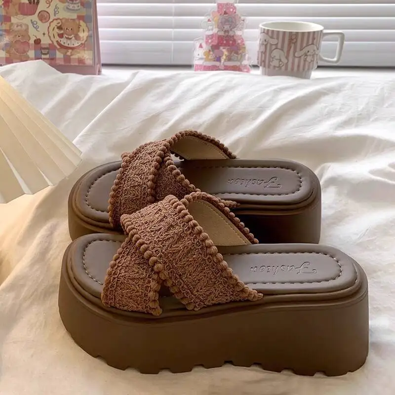

Women's 2025 Summer Outdoor Thick Soled Cross Strap Sandals Bohemian Design Height Increasing for Petite Figures