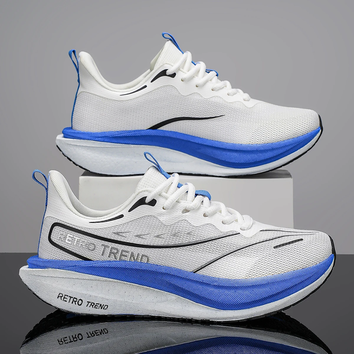 Men's Large Size Sports Shoes Outdoor Hiking Running Comfortable Casual Versatile Fashionable Training Shoes for Couples