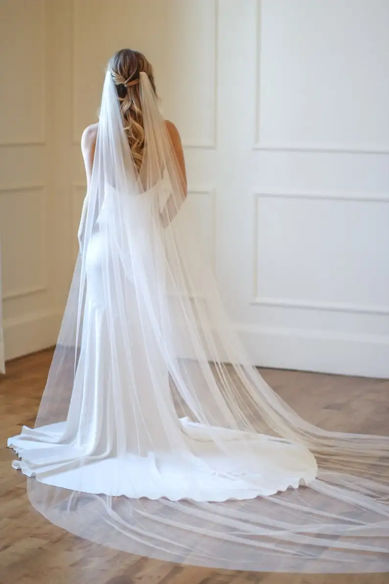 Draped Ultra Soft Bridal Veil Wedding English Net Fingertip Cathedral Length Wedding Accessories Handmade Customization Length