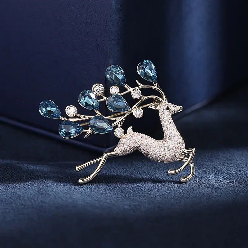 Fashion Full Rhinestone Deer Brooches For Women New Year Blue Crystal Animal Lapel Pins Christmas Jewelry