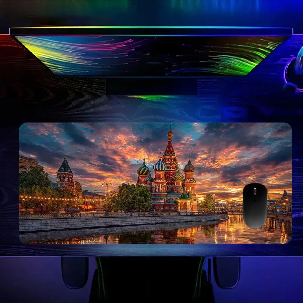 CIFBUY Large Mouse Pad Rubber Non Slip Gaming Desk Mat Moscow Cityscape Sunset Architecture Office Laptop Protector Accessory