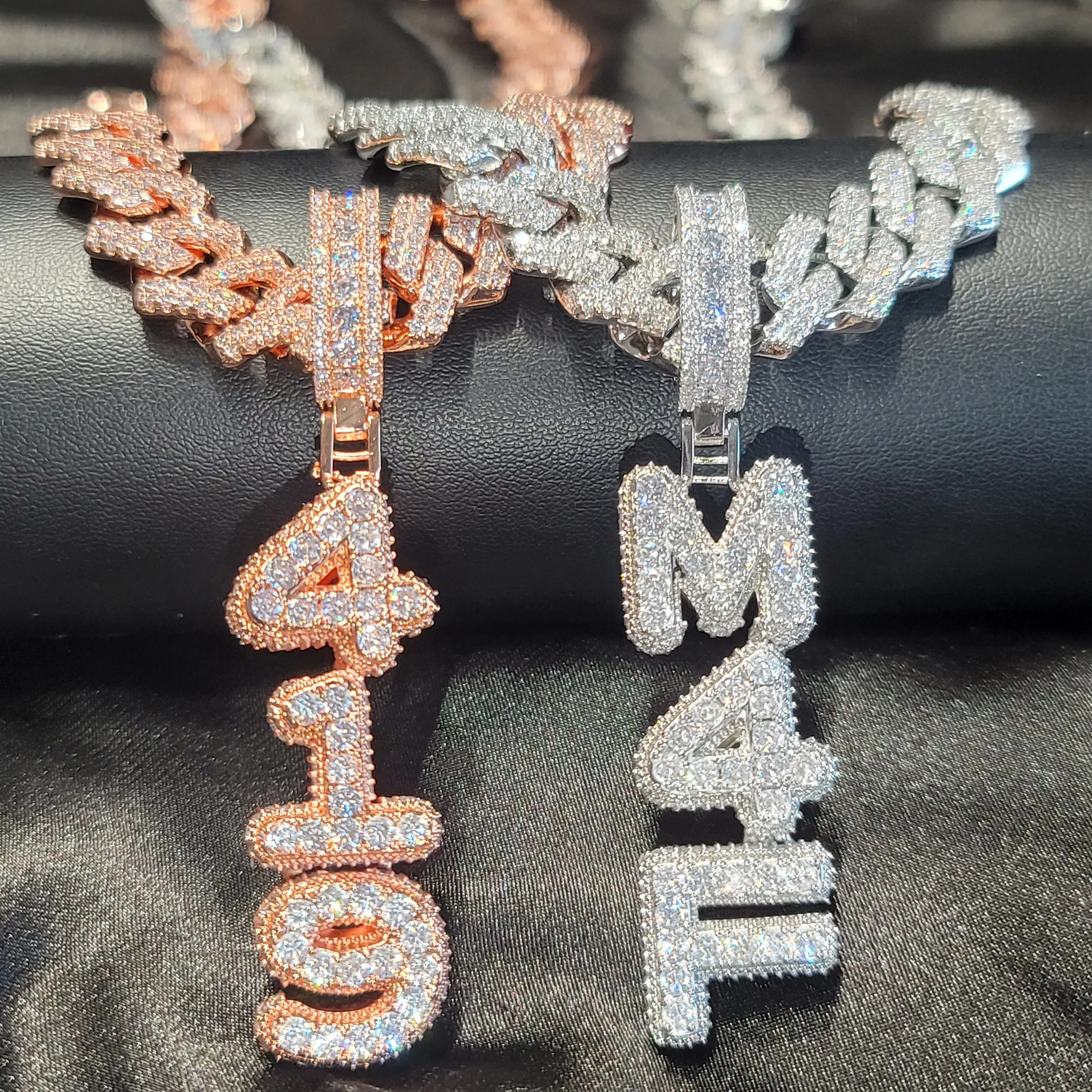 

Custom Number&Letters Vertical Pendant Personalized Necklace With New Name Design Fashion Cube Rap Jewelry Birthday Gift For Men