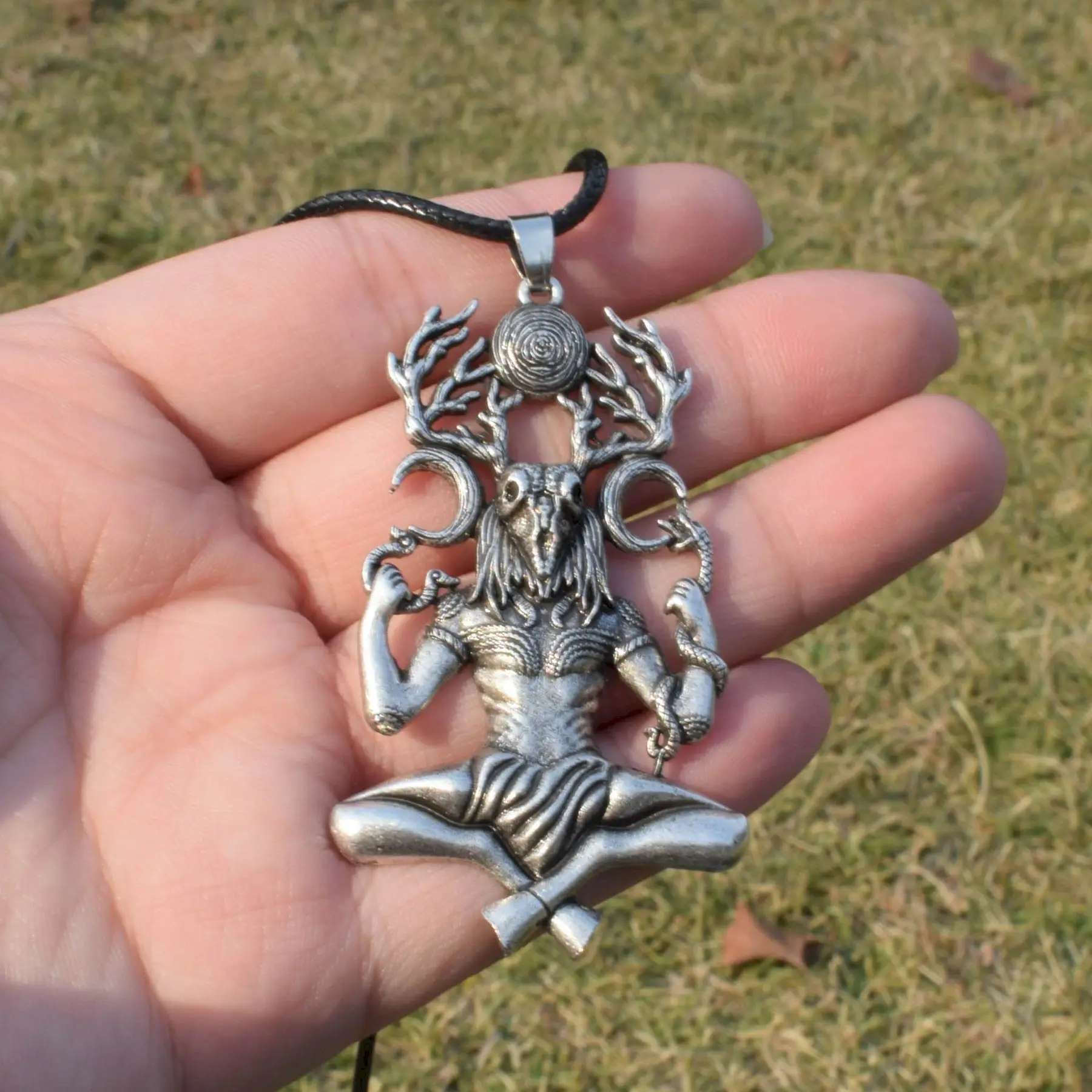 Vintage cuerno celta Dios Cernunnos collar encanto accesorios joyería regalo para mujeres y hombres