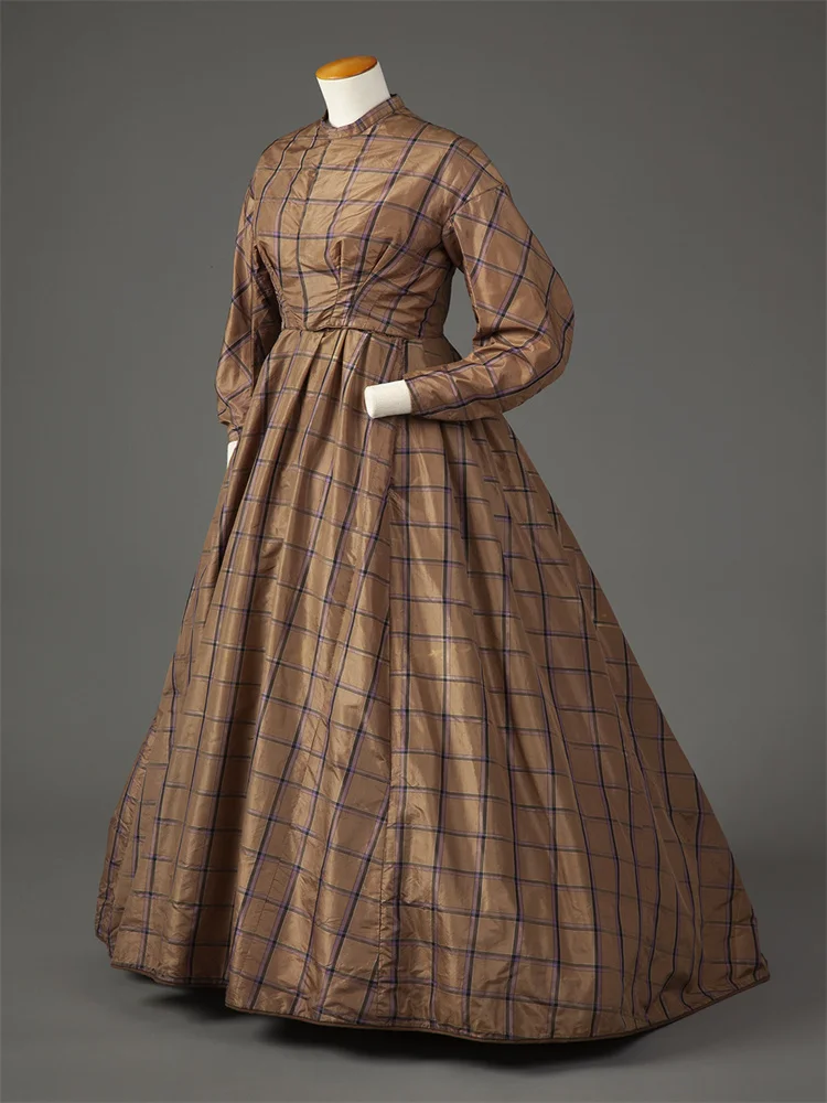 فستان عتيق منقوش على الطراز الفيكتوري من العصور الوسطى للنساء فستان ريجنسي التاريخي القديم