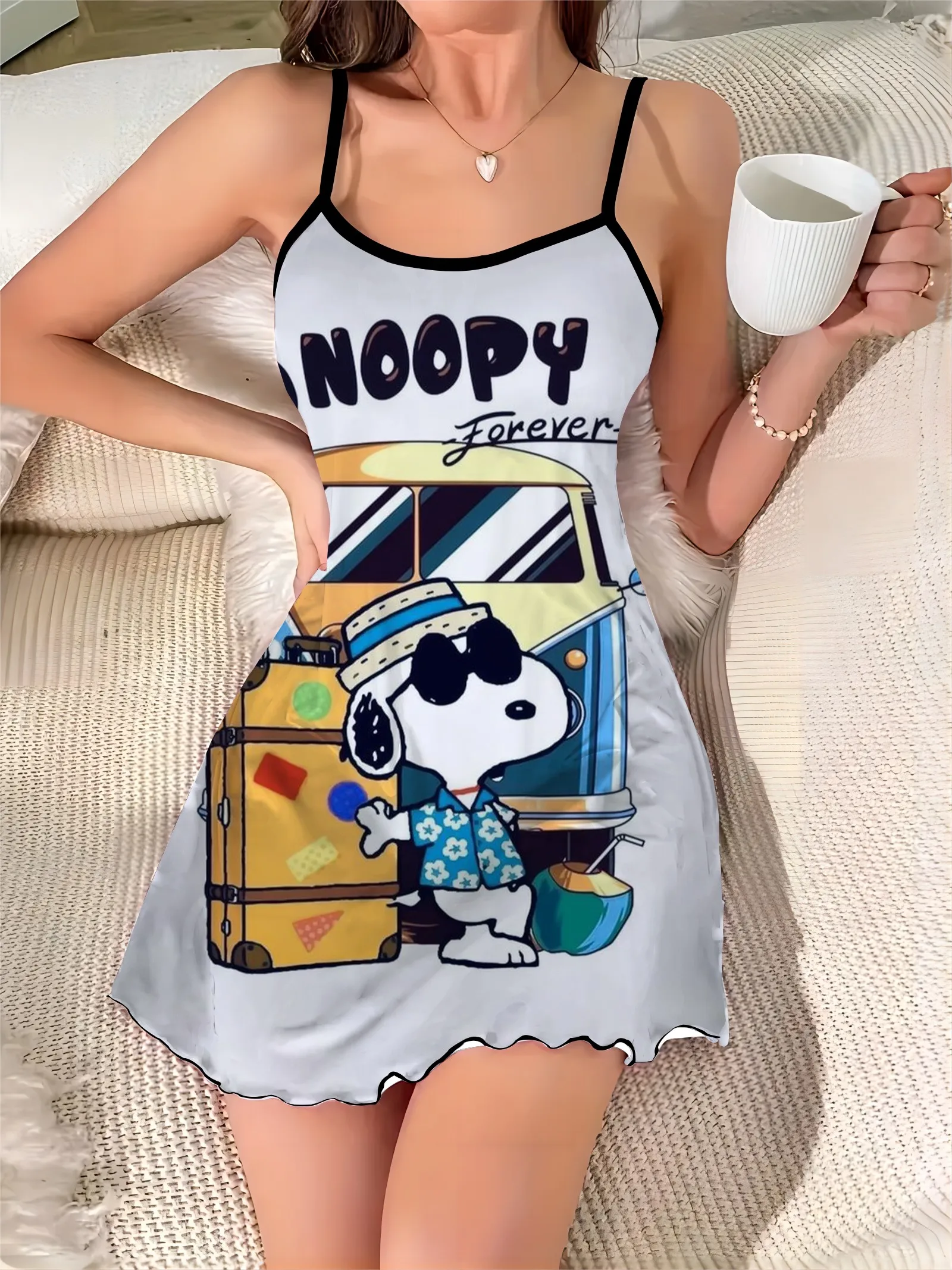 Lattuga Trim girocollo Snoopy vestito Sexy abiti eleganti per le donne moda estate 2024 Chic Mini raso Trim collo Slip Dress Home