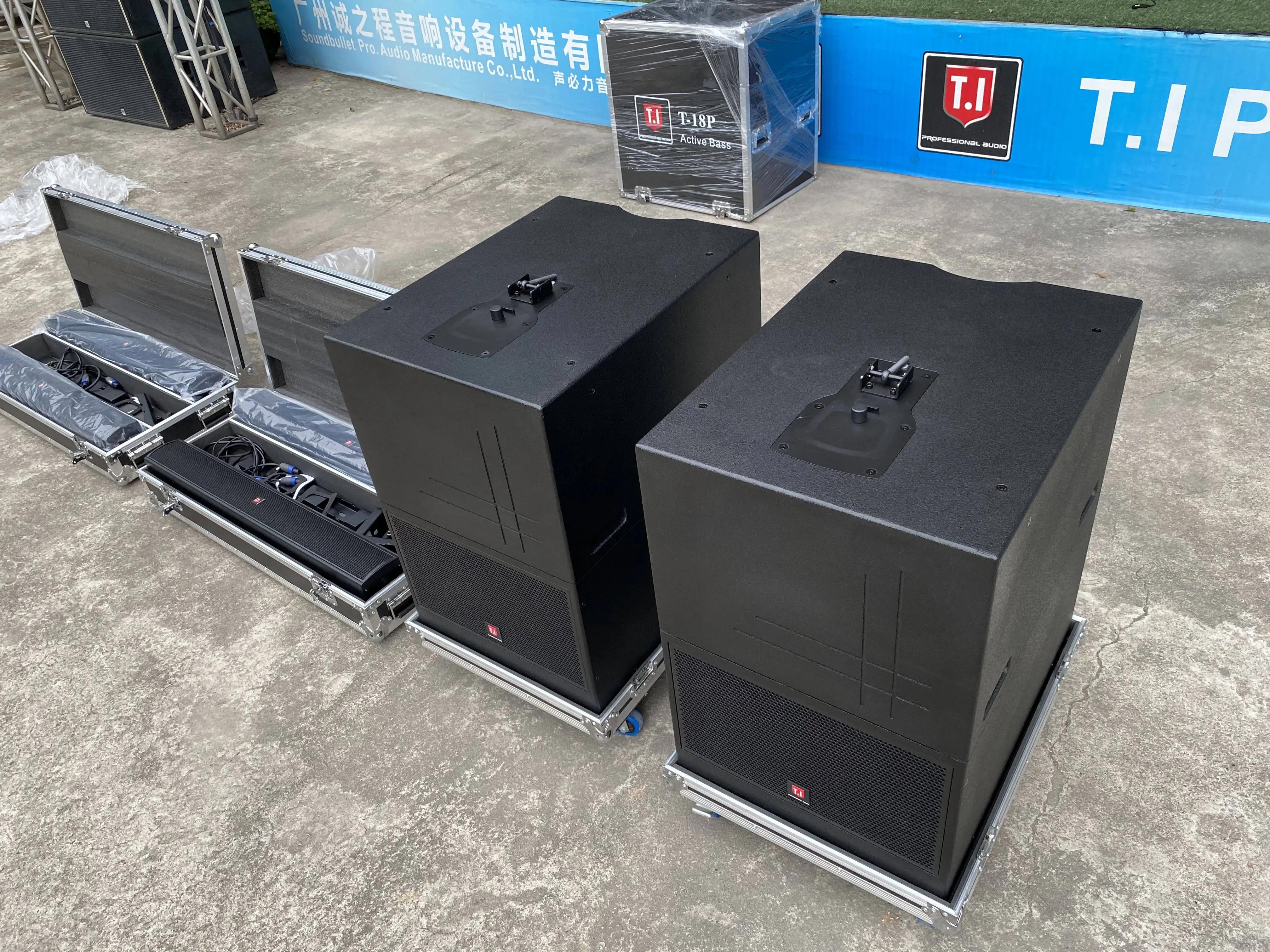 Altavoz T.I Pro Audio T-510 de Rango Completo para Conciertos y Eventos en Interiores o Exteriores