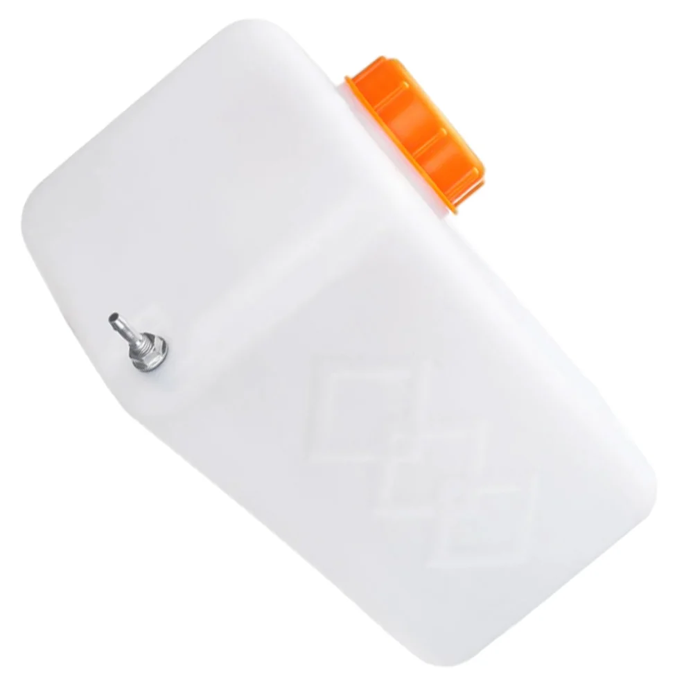 

Plastic Fuel Gas Tank Storage Tank Fuel with Yellow Cap 5.5L Fuel for Cars, Trucks Diesel Parking Heater