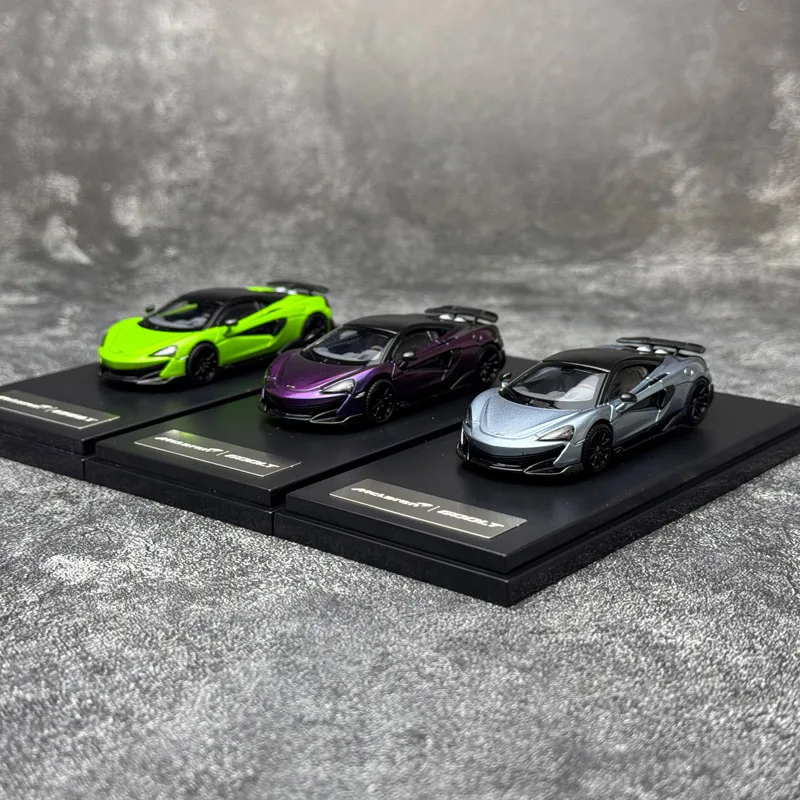 

Diecast Original 1:64 Scale 600LT Simulation Alloy Car Model Static Display Collectible Gift Toy Souvenir Decoration