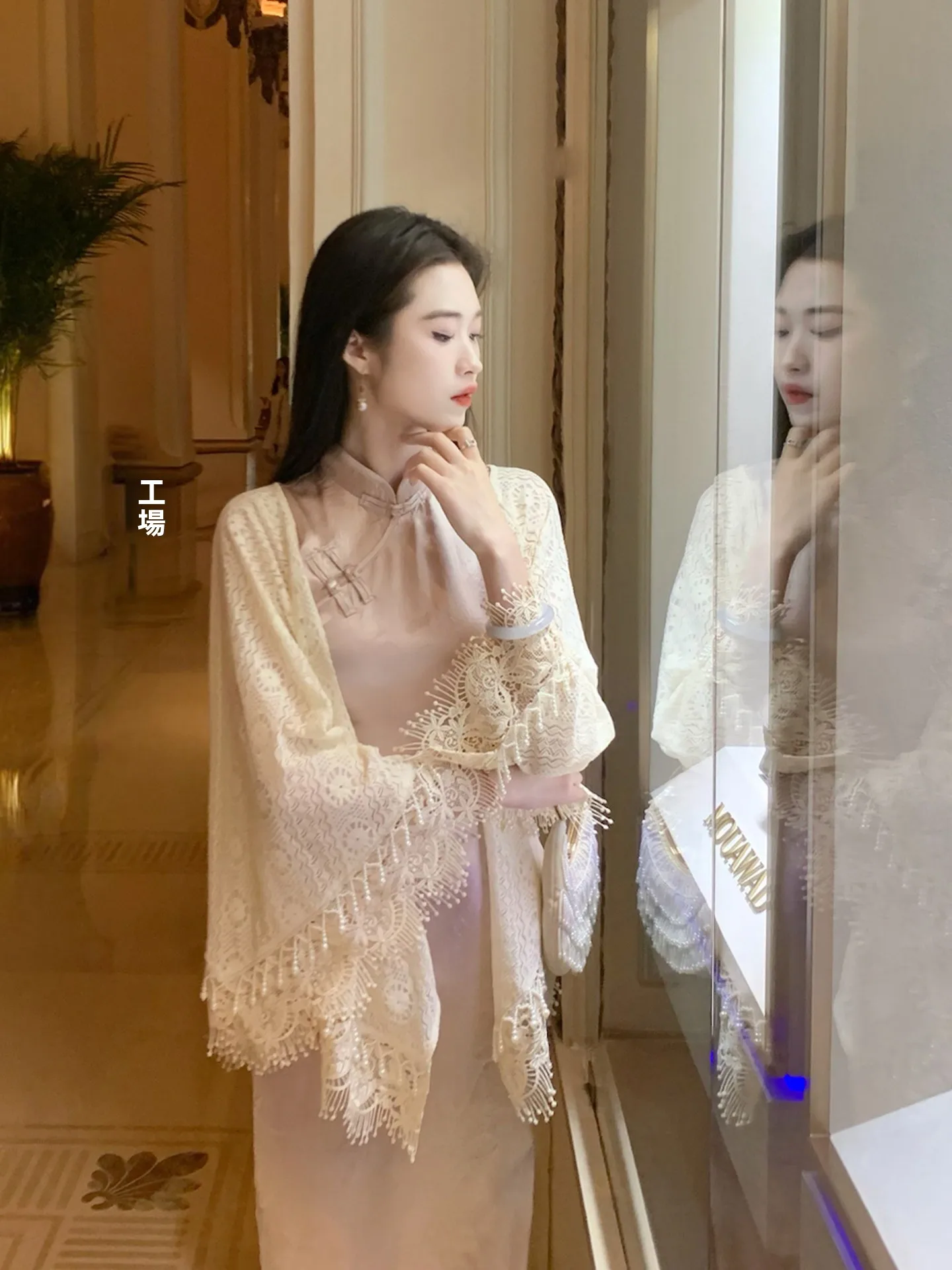 

Длинная кружевная накидка в китайском стиле для женщин, летняя, с защитой от солнца, универсальный открытый кардиган с ажурным узором и бахромой