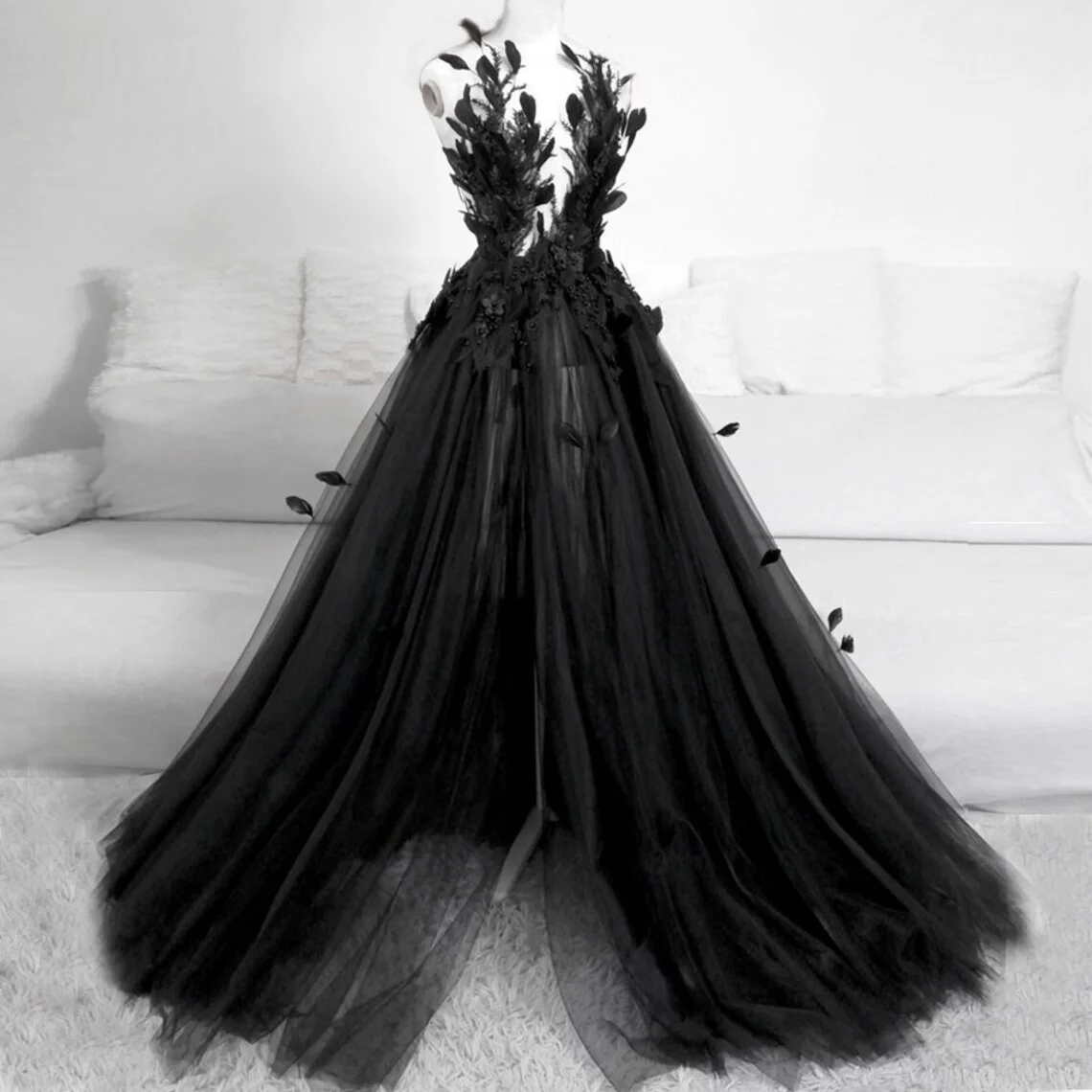 15789# Gothic Black High Slit Feathers Beading Appliques Tulle Wedding Dress Bride Gown For Women Customized Vestido De Novia