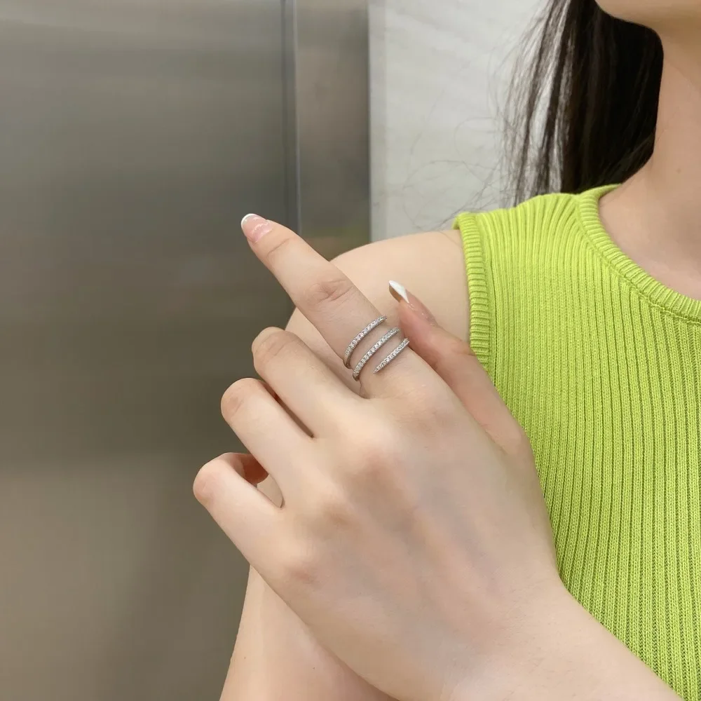 STLJapaneseandKoreanLightLuxurySterlingSilverRingforStudentsSimpleLineSenseHighGradeSenseZirconVersatileFashionJewelryWholesale