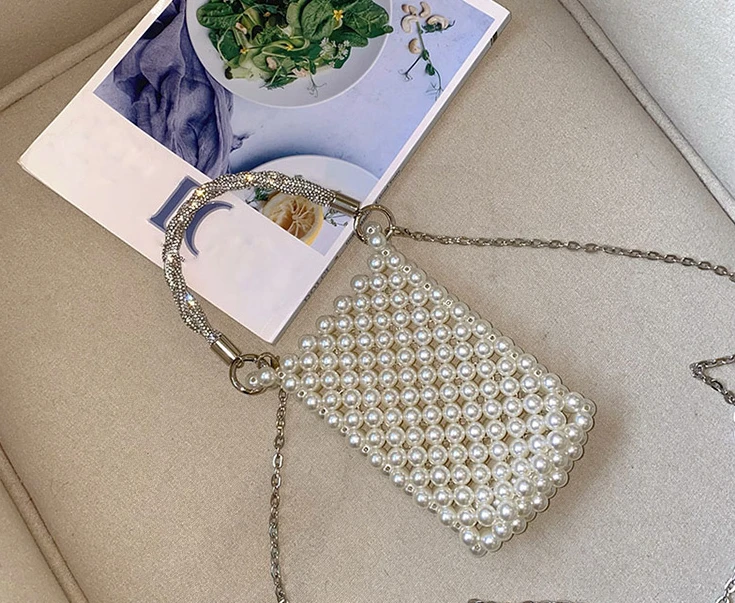 Metal Hot Girl Hand-Woven Stringed Pearls Mobile Phone Bag Banquet Rhinestone Chain Crossbody Small Square Tote Bags