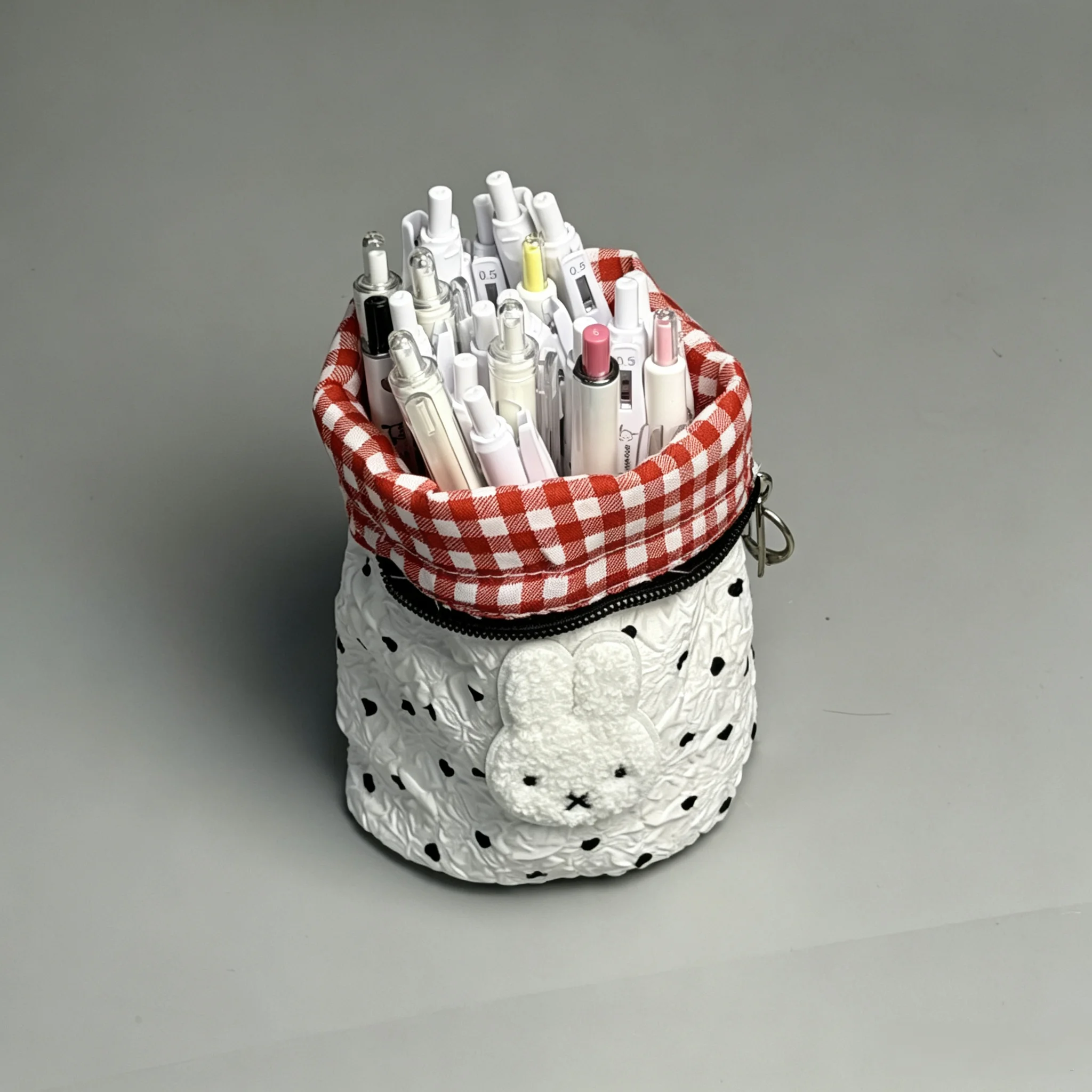 Пенал Miffy белый в горошек, м – обзор и цена Pencil Case Large