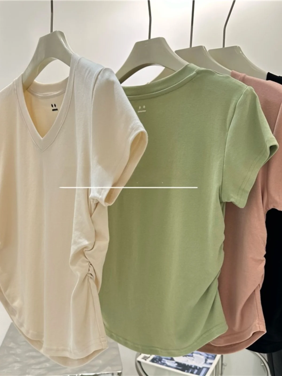  Embroidery V-Neck Short Sleeve T-Shirt Women Summer Pleated Waist Slimming Versatile Shoulder Appropriate Short Top