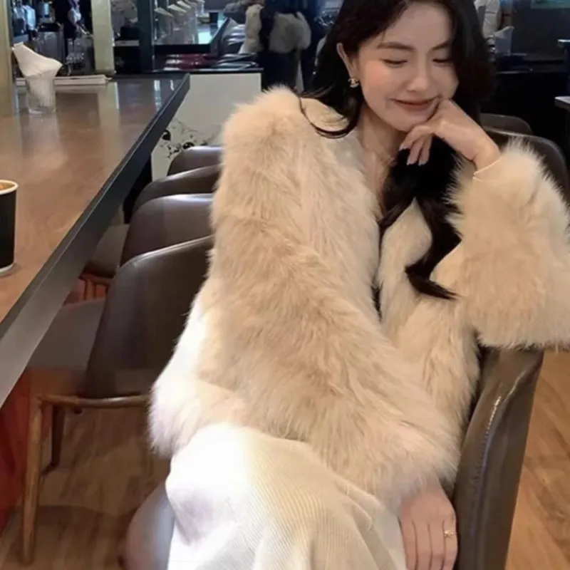 

2025 Autumn Winter Women's Youthful Faux Fox Fur Coat Short Versatile Slimming Fuzzy Jacket Coats Faux Fur Coat Tops Keep Warm