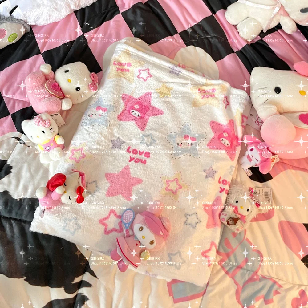 

1 шт. Оригинальное розовое одеяло Sanrio с дизайном в виде звезд — очаровательное фланелевое одеяло в стиле Y2K для общежития, идеально подходит для использования с кондиционером.