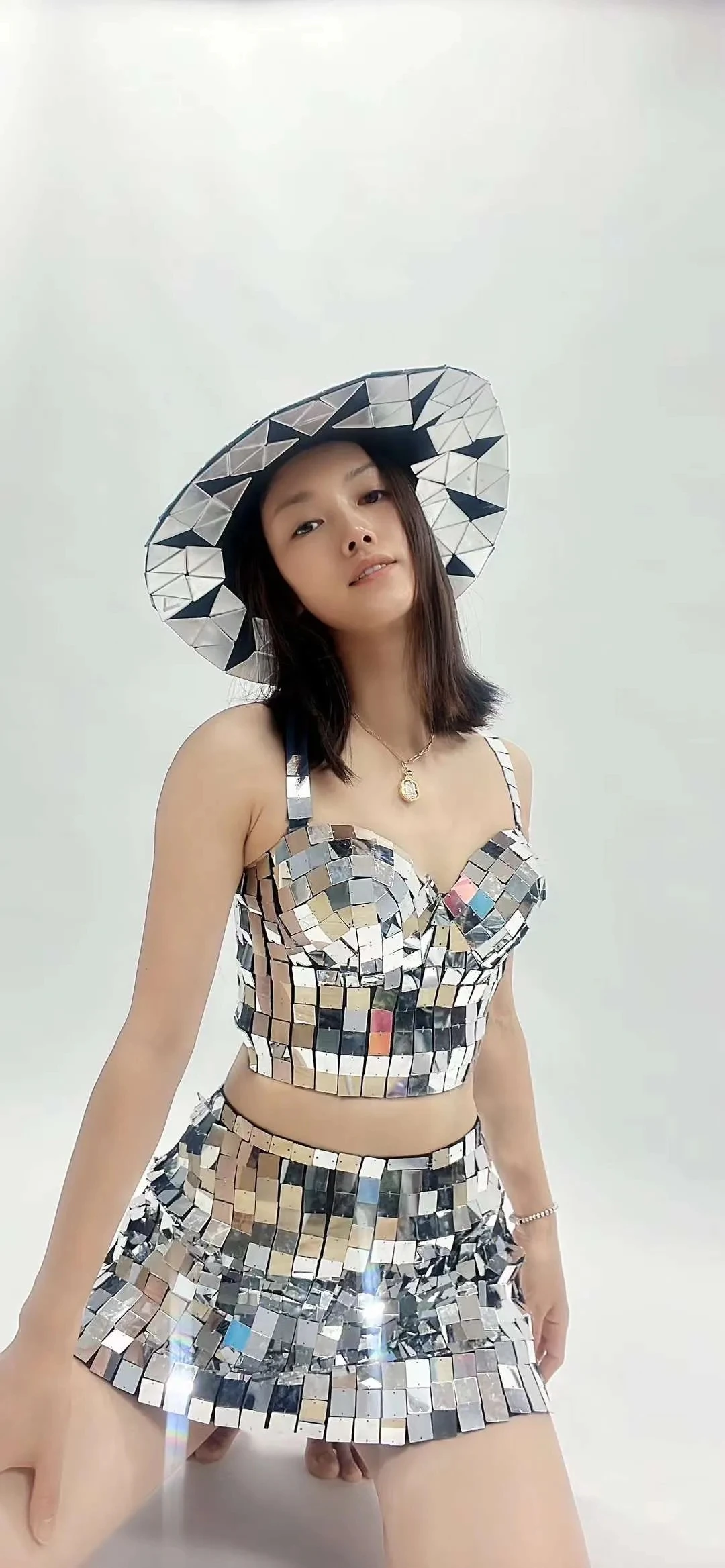 3 Pieces Set Women Silver Mirrors Bra Shorts Dress Sequins Dance Costume Nightclub Outfit Show Wear